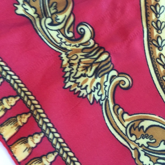 VINTAGE PARIS THEME SQUARE RAIN SCARF - Picture 14 of 16